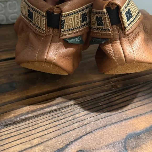 NWT Footskins USA DeerTan Leather Ankle Moccasin Slipper Boots - Picture 6 of 8